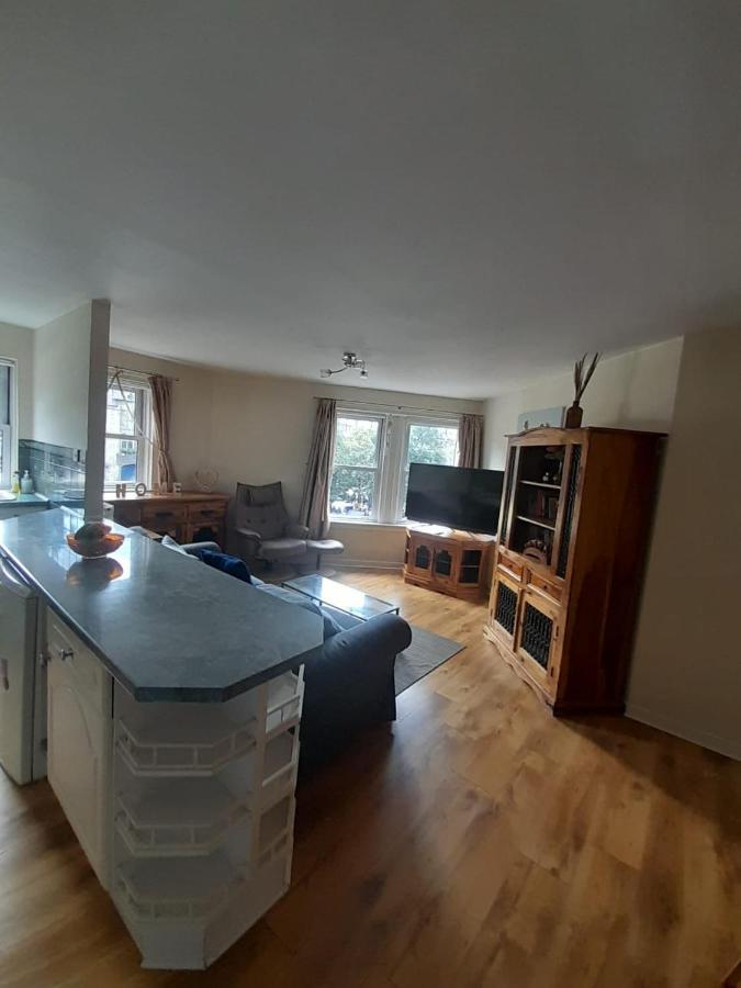3 Bedrooms Flat In Central Old Town , Grassmarket Heart Of Flat Sleeps 6 , Eh1 Édimbourg
